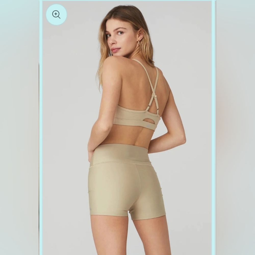 ALO Yoga High-waist Airlift Short California Sand size Small NWT